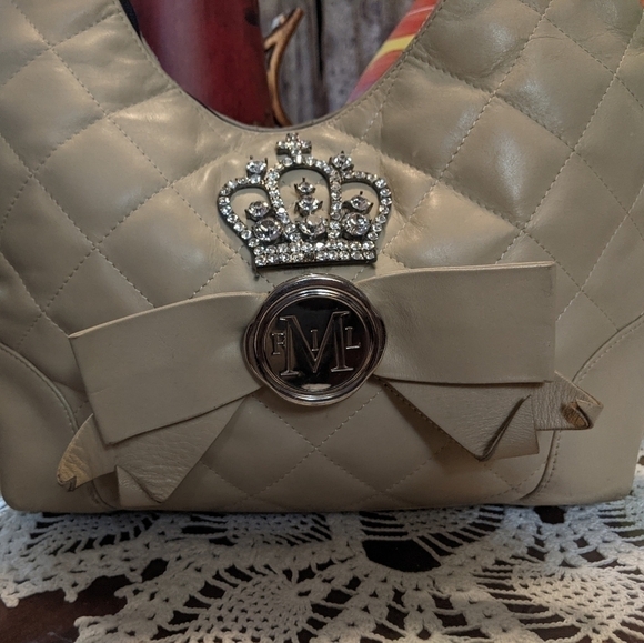 My flats in London purse - Picture 2 of 10